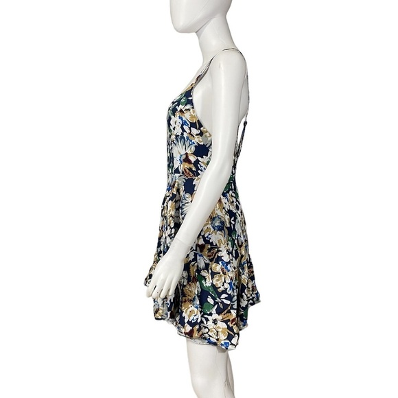 Umgee Floral Tank Racer Back Floral Strappy Dress
New - Picture 4 of 11